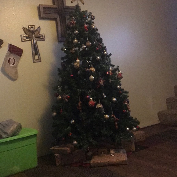 Meet your Posher, Frances - Picture 1 of 1